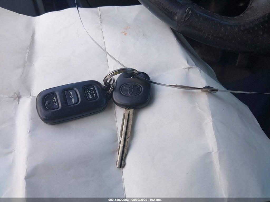 2T1KR32E95C552652 2005 TOYOTA MATRIX photo no. 11
