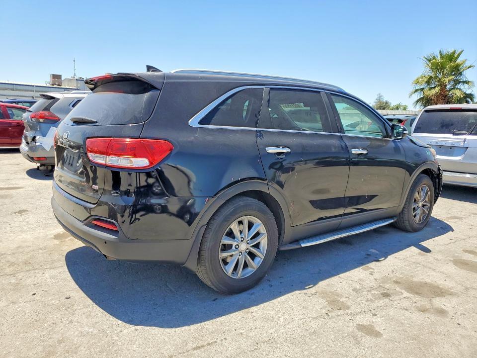 2016 KIA SORENTO — Фото 3 из 12
