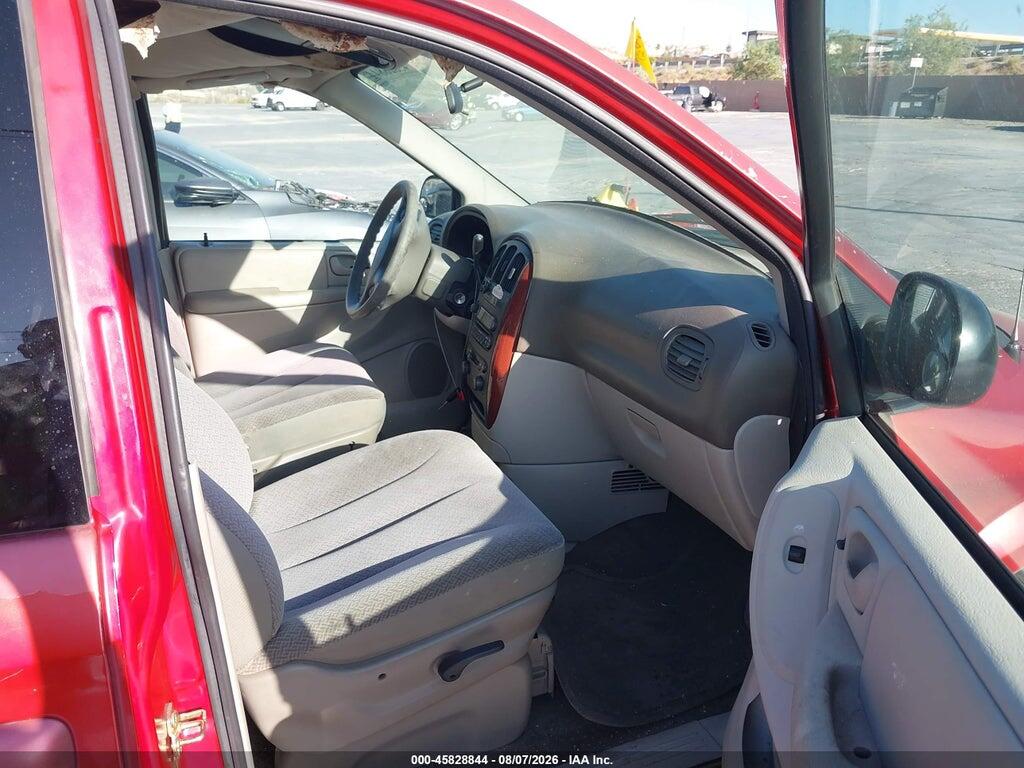 1A4GP45R96B661235 2006 CHRYSLER TOWN & COUNTRY photo no. 5