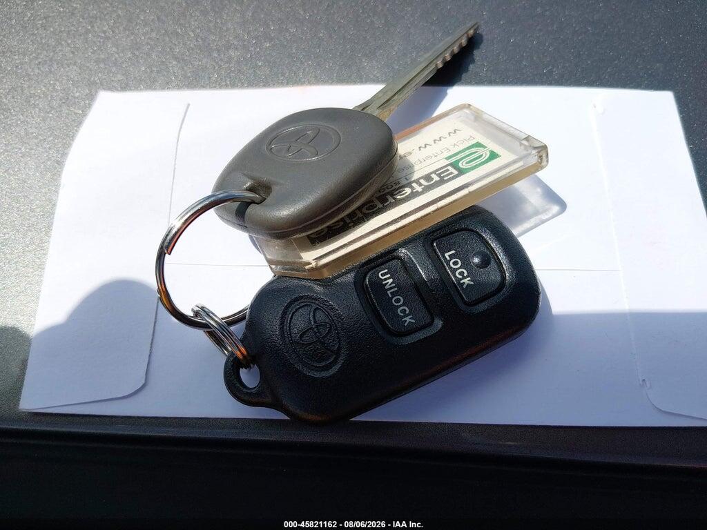 2T1BR32E16C644629 2006 TOYOTA COROLLA photo no. 11