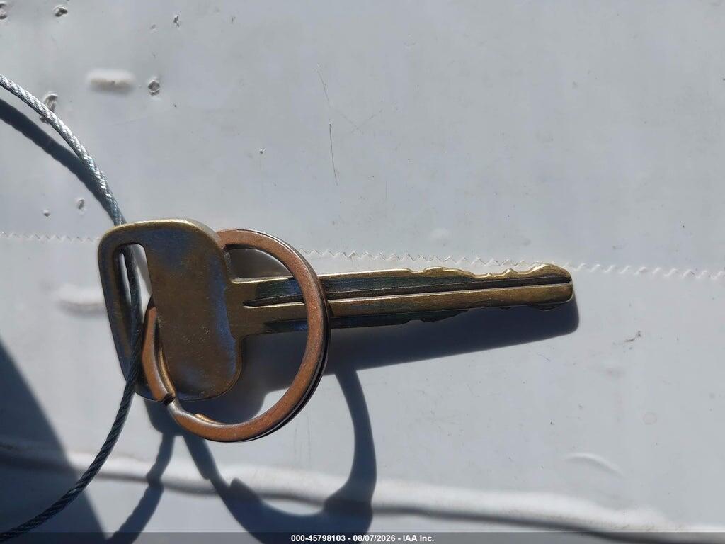 JTLKT324164060490 2006 SCION XB photo no. 11