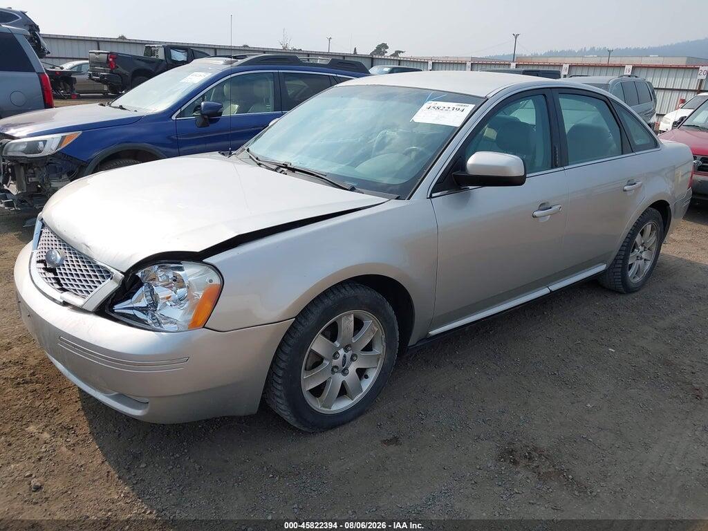 1FAFP24197G107933 2007 FORD FIVE HUNDRED photo no. 2