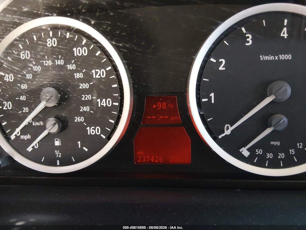 WBANE53507CW60105 2007 BMW 525I photo no. 7