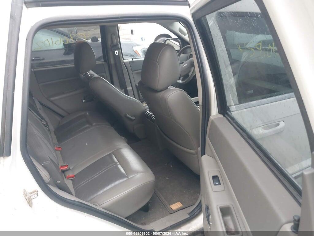 1J8HR58257C520093 2007 JEEP GRAND CHEROKEE photo no. 8