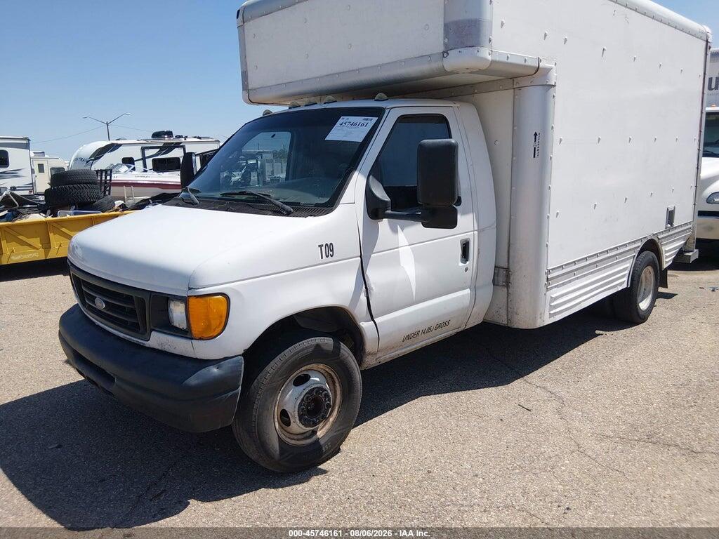 1FDXE45S07DA09104 2007 FORD E-450 CUTAWAY photo no. 2
