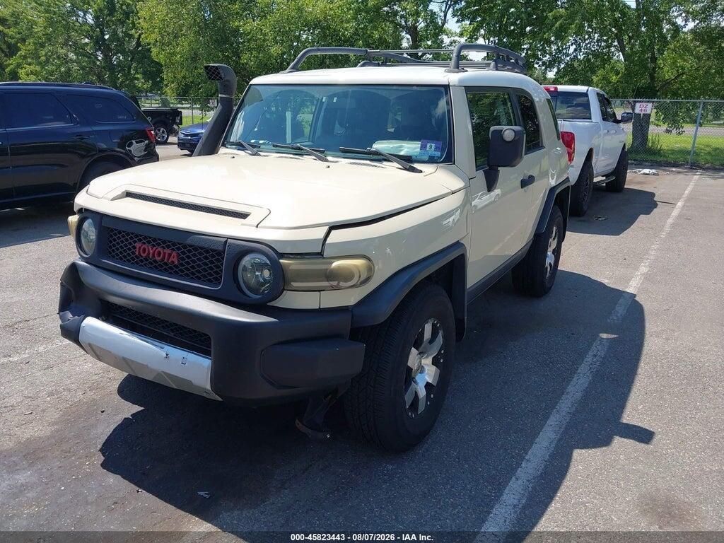 JTEBU11F68K047874 2008 TOYOTA FJ CRUISER photo no. 2