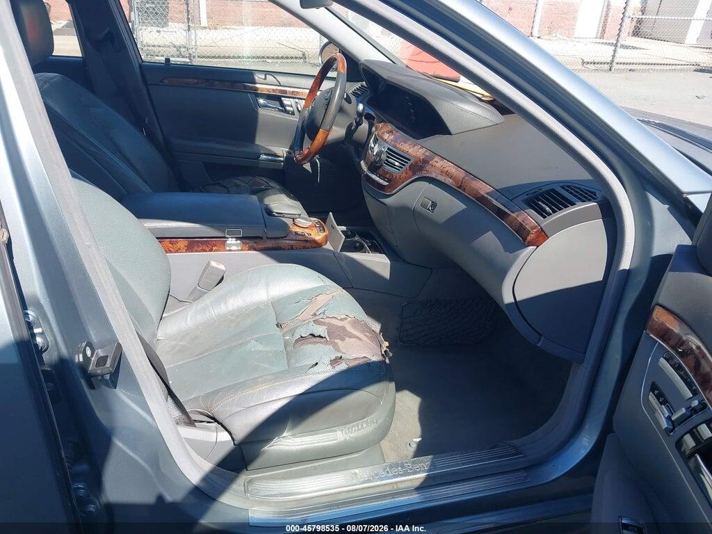 WDDNG71X68A189092 2008 MERCEDES-BENZ S 550 photo no. 5
