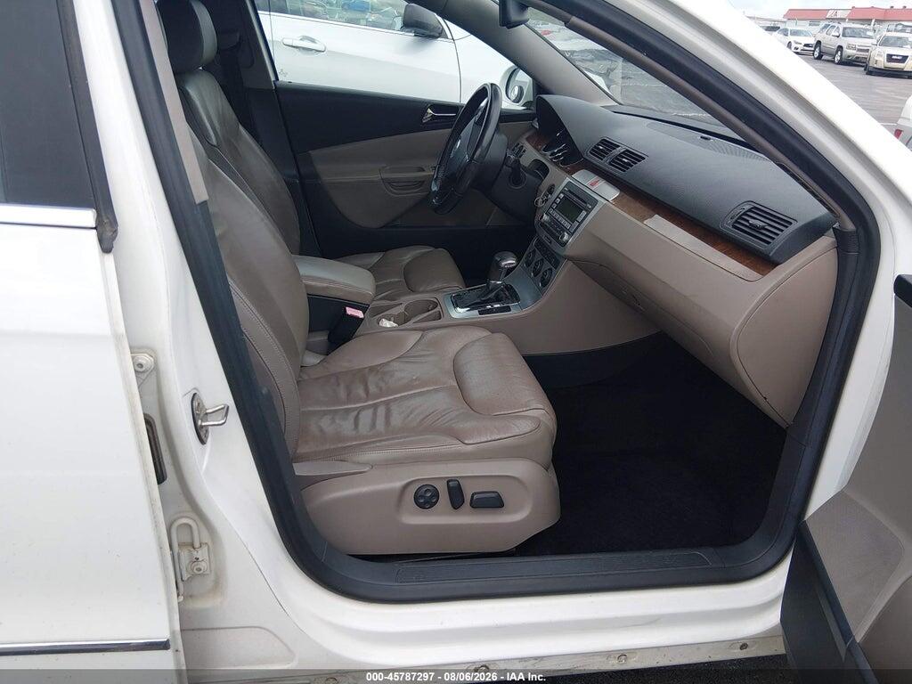 WVWTK73C18E227475 2008 VOLKSWAGEN PASSAT photo no. 5