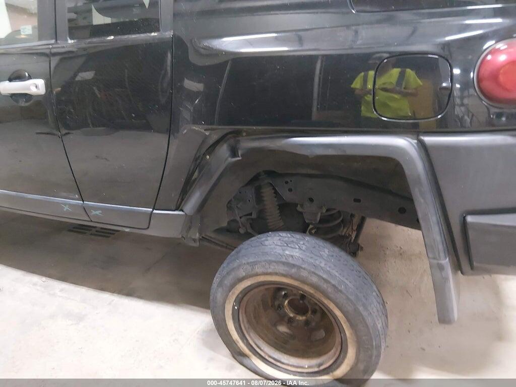 JTEBU11F280106642 2008 TOYOTA FJ CRUISER photo no. 6