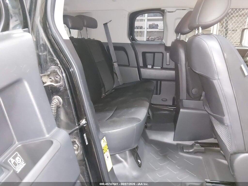 JTEBU11F280106642 2008 TOYOTA FJ CRUISER photo no. 8