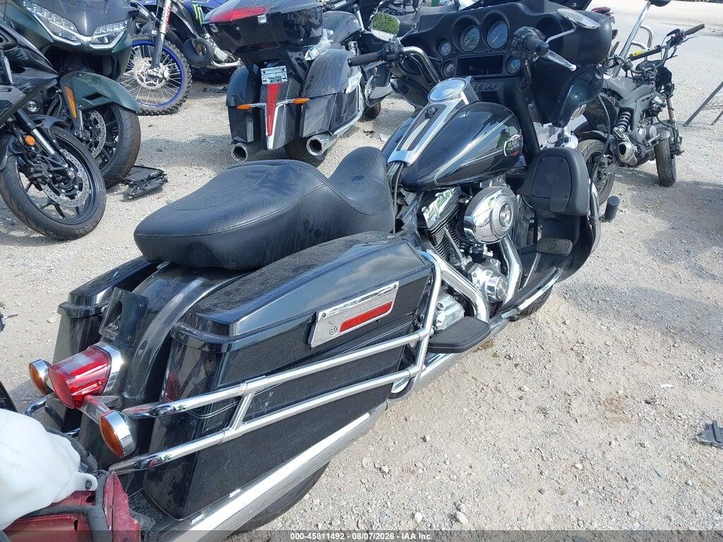 1HD1FC4159Y667795 2009 HARLEY-DAVIDSON FLHTCU photo no. 6