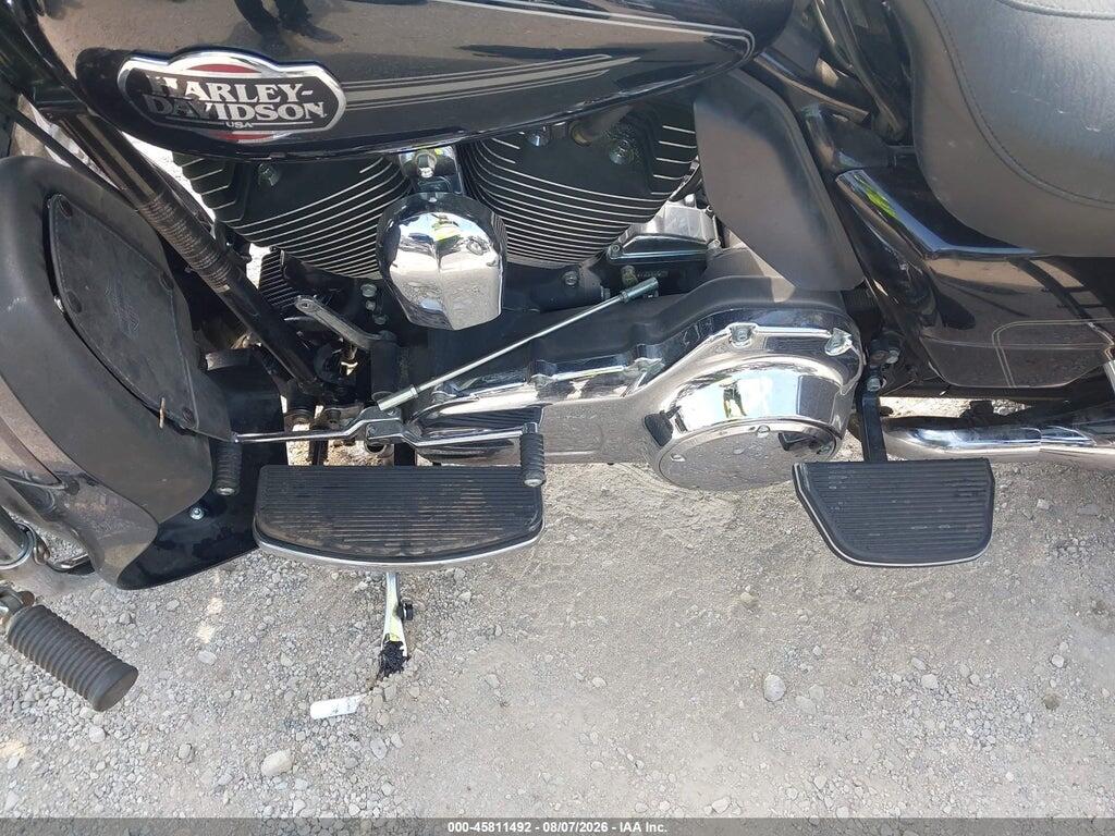 1HD1FC4159Y667795 2009 HARLEY-DAVIDSON FLHTCU photo no. 9