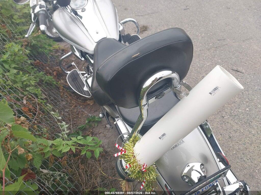 JYAVP22E99A008588 2009 YAMAHA XV1900 photo no. 3