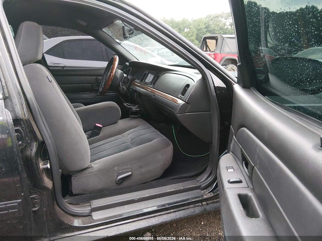 2FABP7EV7AX139181 2010 FORD CROWN VICTORIA photo no. 5