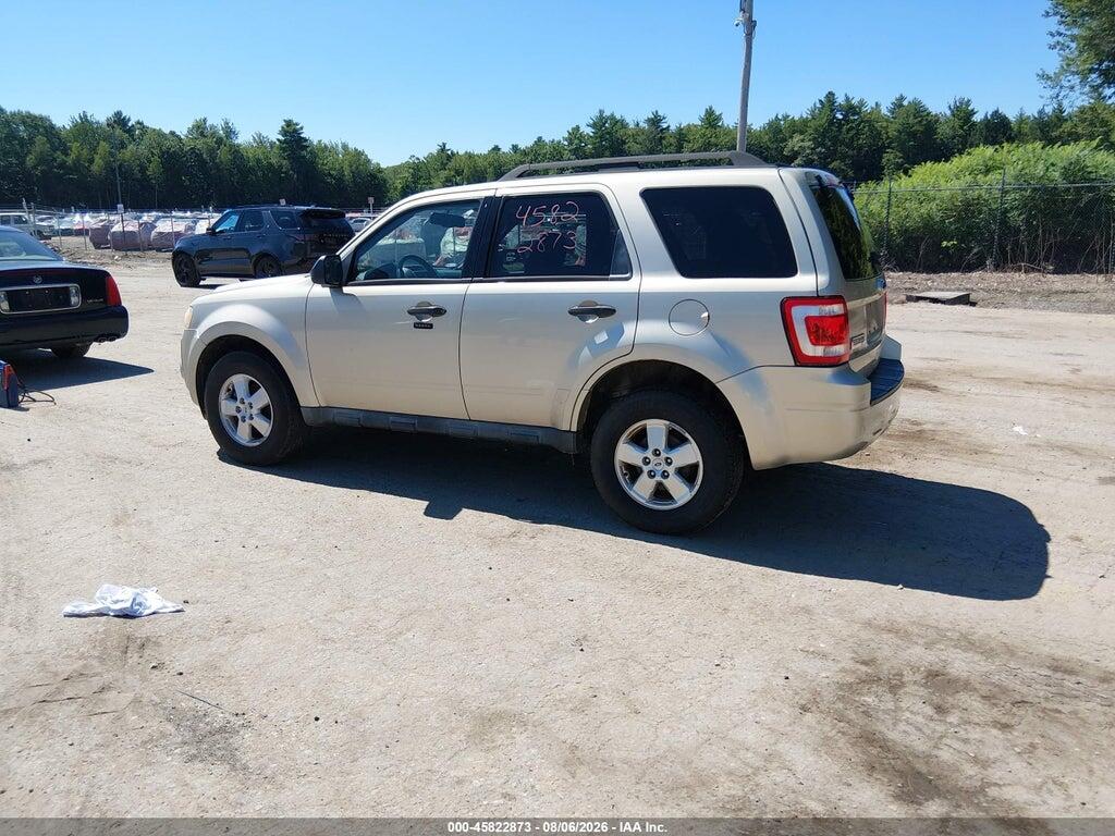 1FMCU0DG3AKA04599 2010 FORD ESCAPE photo no. 3