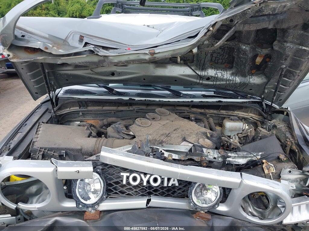 JTEBU4BF3AK075623 2010 TOYOTA FJ CRUISER photo no. 10