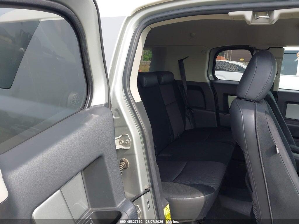 JTEBU4BF3AK075623 2010 TOYOTA FJ CRUISER photo no. 8
