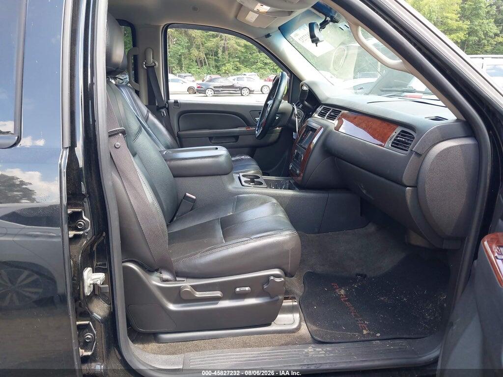 3GNVKFE00AG181228 2010 CHEVROLET AVALANCHE 1500 photo no. 5