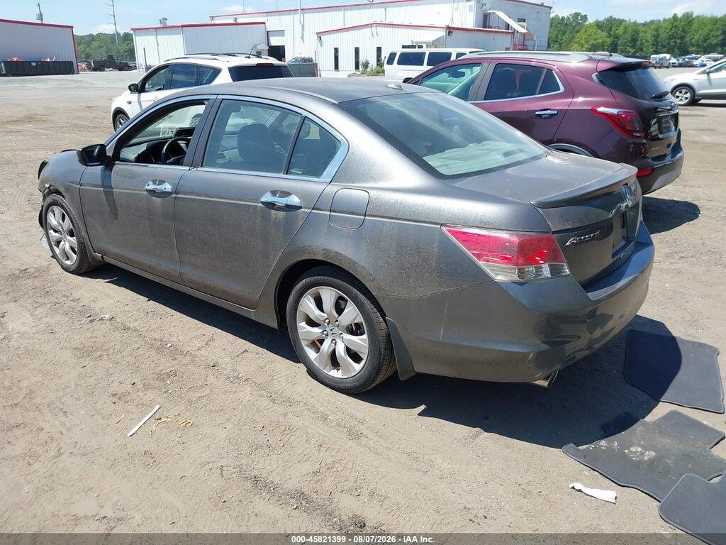 1HGCP3F83AA030453 2010 HONDA ACCORD photo no. 3