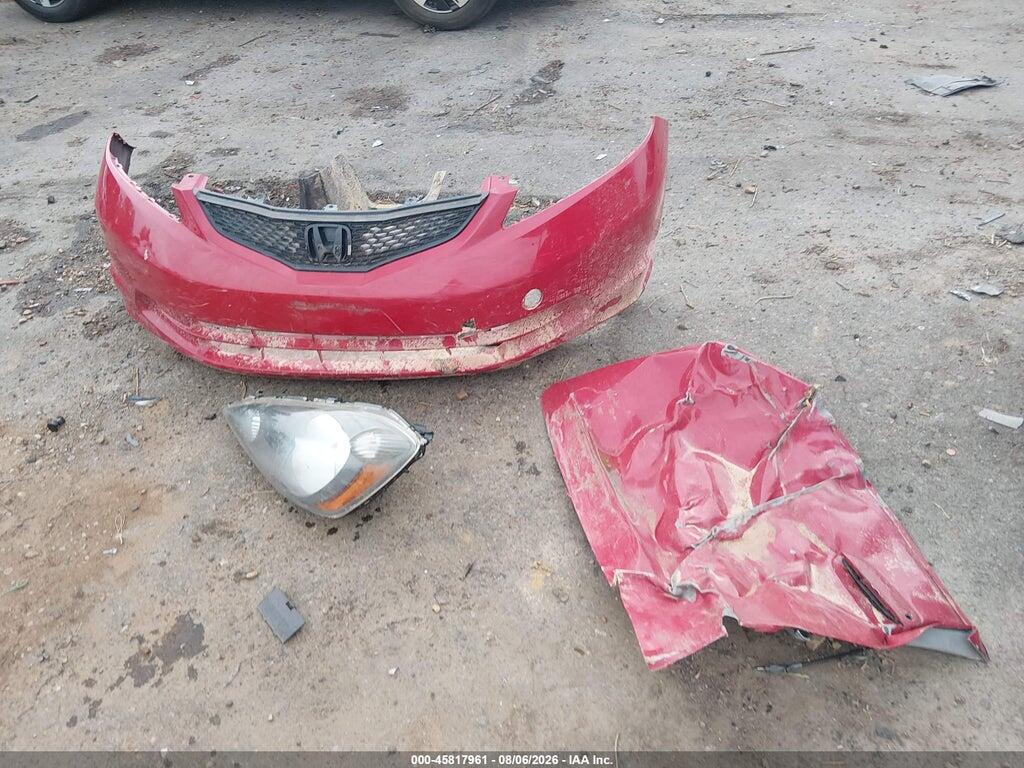 JHMGE8H2XAC010747 2010 HONDA FIT photo no. 11