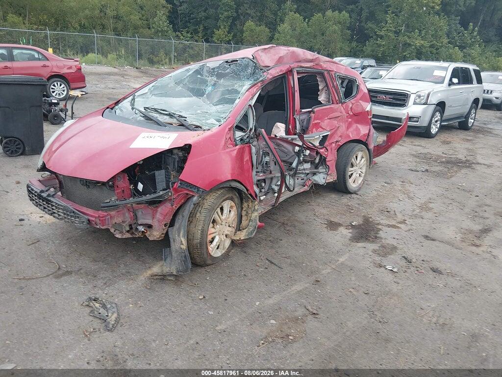 JHMGE8H2XAC010747 2010 HONDA FIT photo no. 2