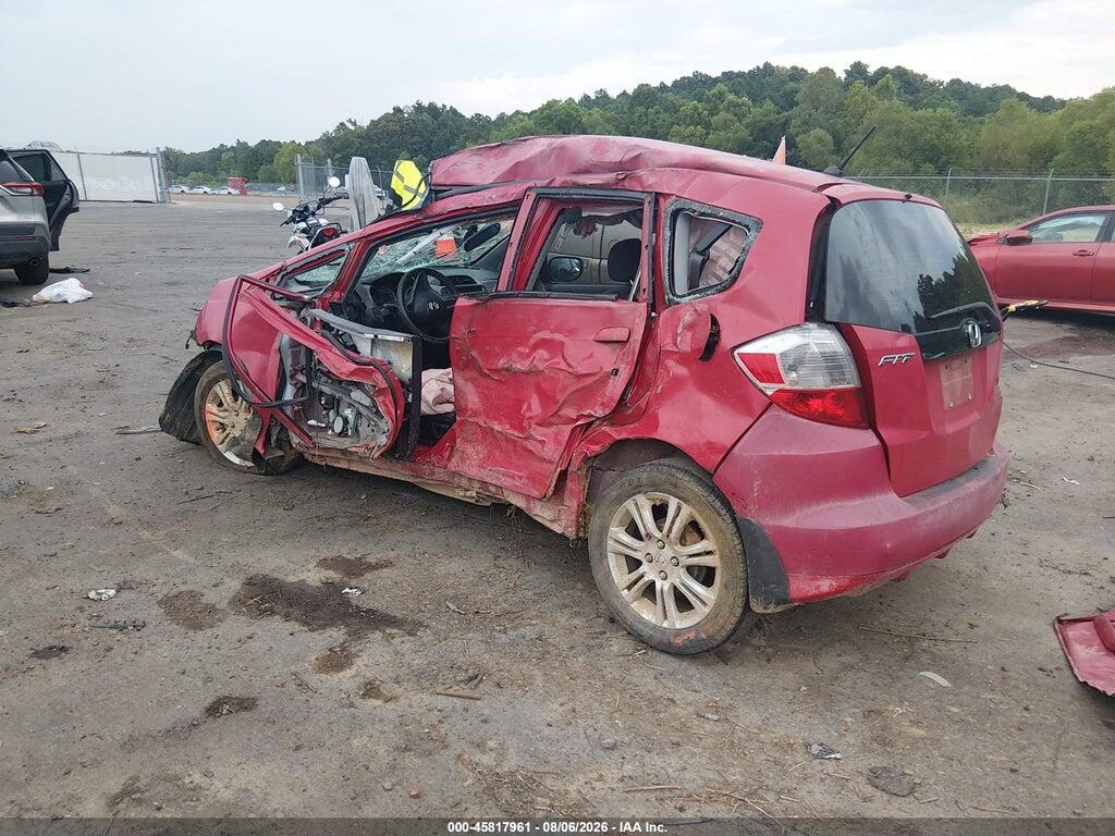 JHMGE8H2XAC010747 2010 HONDA FIT photo no. 3