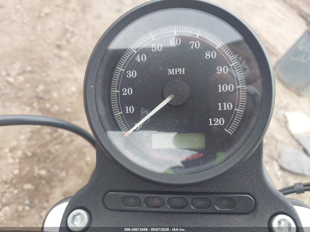 1HD4LE212AC435337 2010 HARLEY-DAVIDSON XL883 photo no. 7