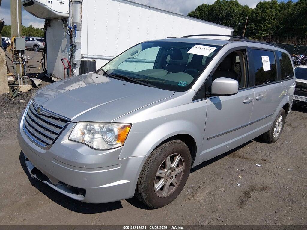 2A4RR5D12AR206077 2010 CHRYSLER TOWN & COUNTRY photo no. 2