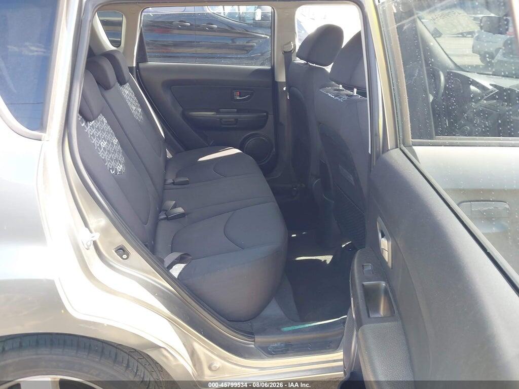 KNDJT2A25A7146331 2010 KIA SOUL photo no. 8
