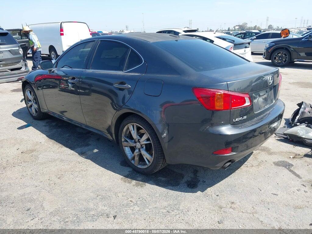 JTHBF5C26A5128201 2010 LEXUS IS 250 photo no. 3
