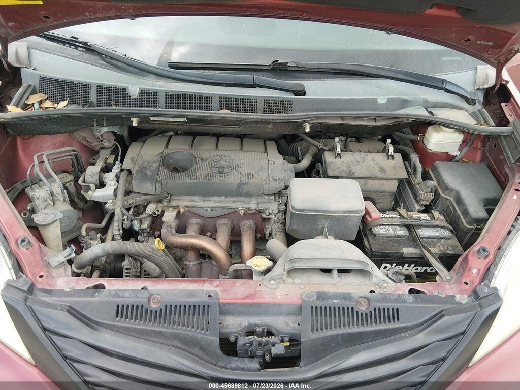 5TDKA3DC7BS004753 2011 TOYOTA SIENNA photo no. 10