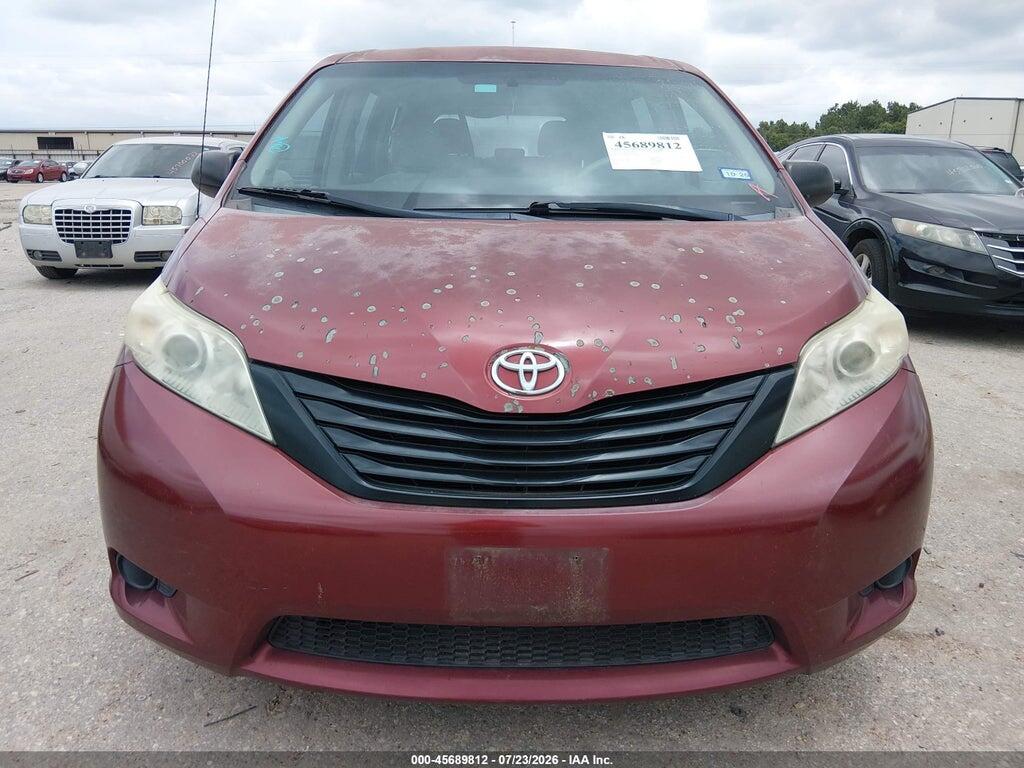 5TDKA3DC7BS004753 2011 TOYOTA SIENNA photo no. 12