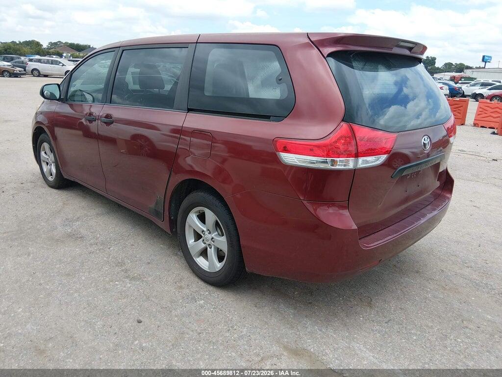 5TDKA3DC7BS004753 2011 TOYOTA SIENNA photo no. 3