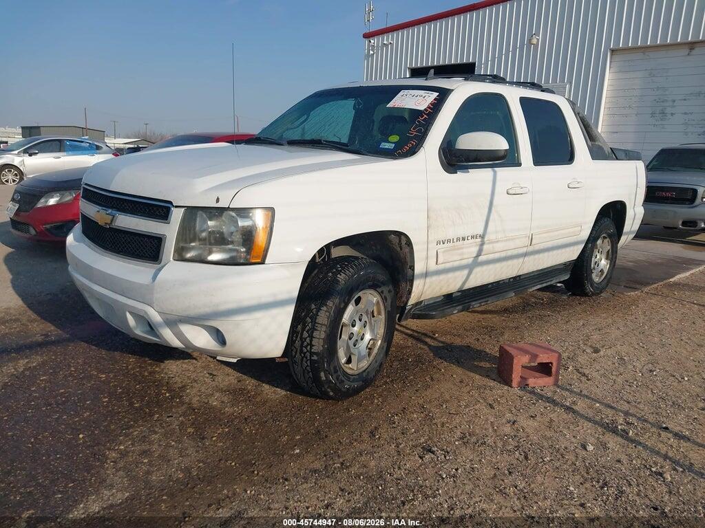 3GNMCEE08BG408024 2011 CHEVROLET AVALANCHE 1500 photo no. 2