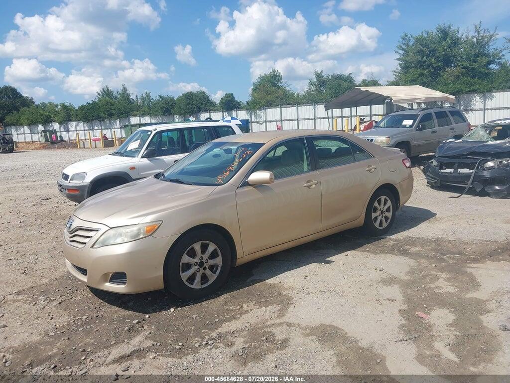 4T1BF3EK5BU129894 2011 TOYOTA CAMRY photo no. 2