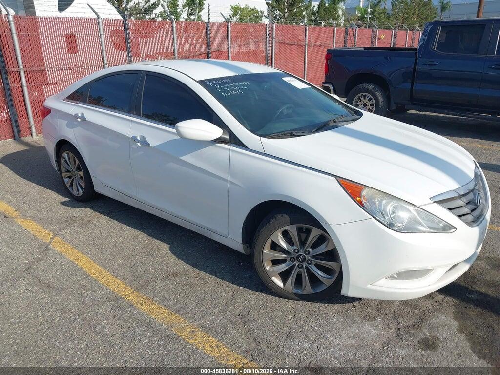 5NPEC4AB5BH187147 2011 HYUNDAI SONATA photo no. 1