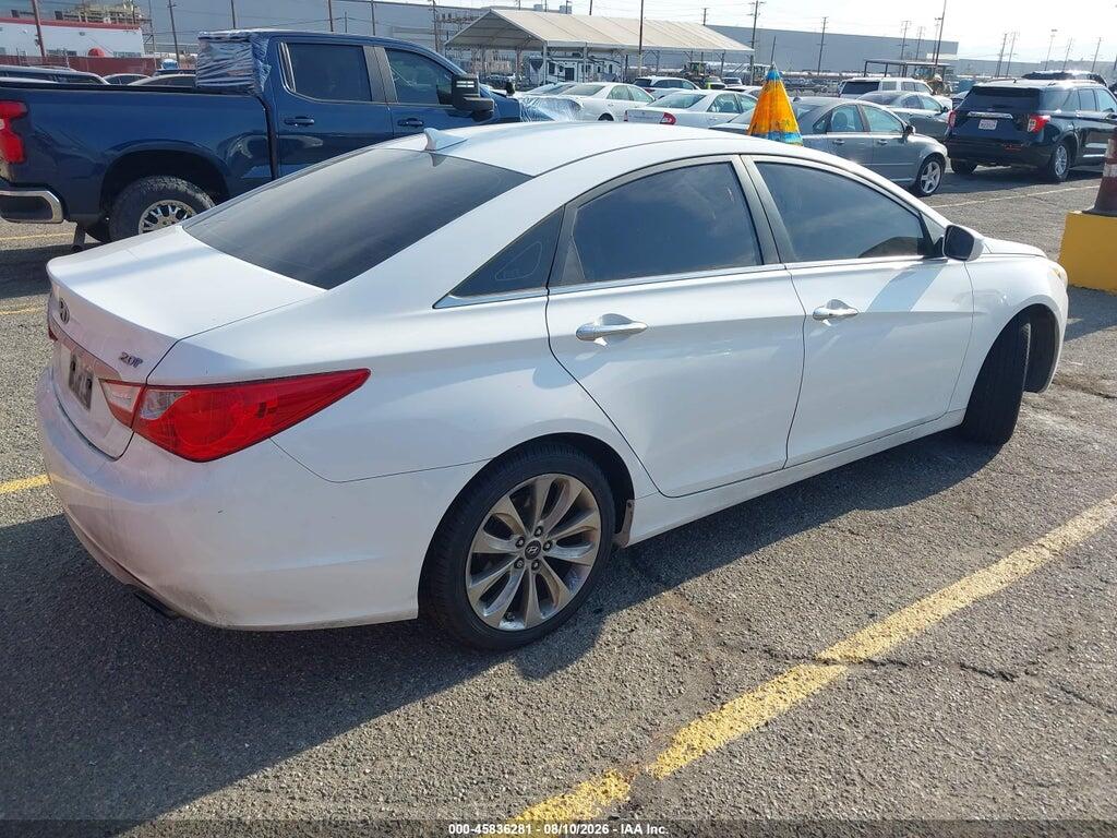 5NPEC4AB5BH187147 2011 HYUNDAI SONATA photo no. 4
