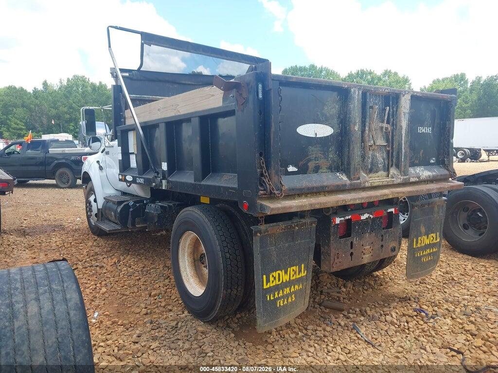 3FRNF7FA4BV556208 2011 FORD F-750 photo no. 3