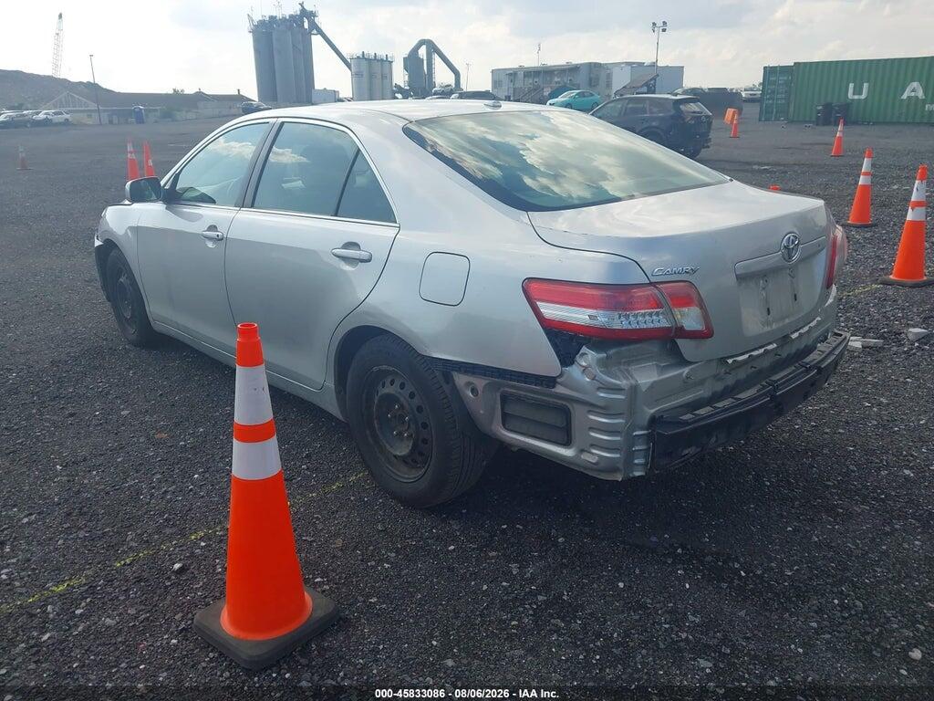 4T1BF3EK0BU706282 2011 TOYOTA CAMRY photo no. 3