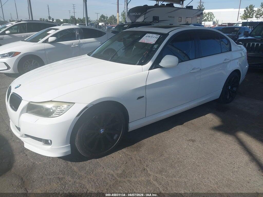 WBAPH5C51BA442940 2011 BMW 328I photo no. 2
