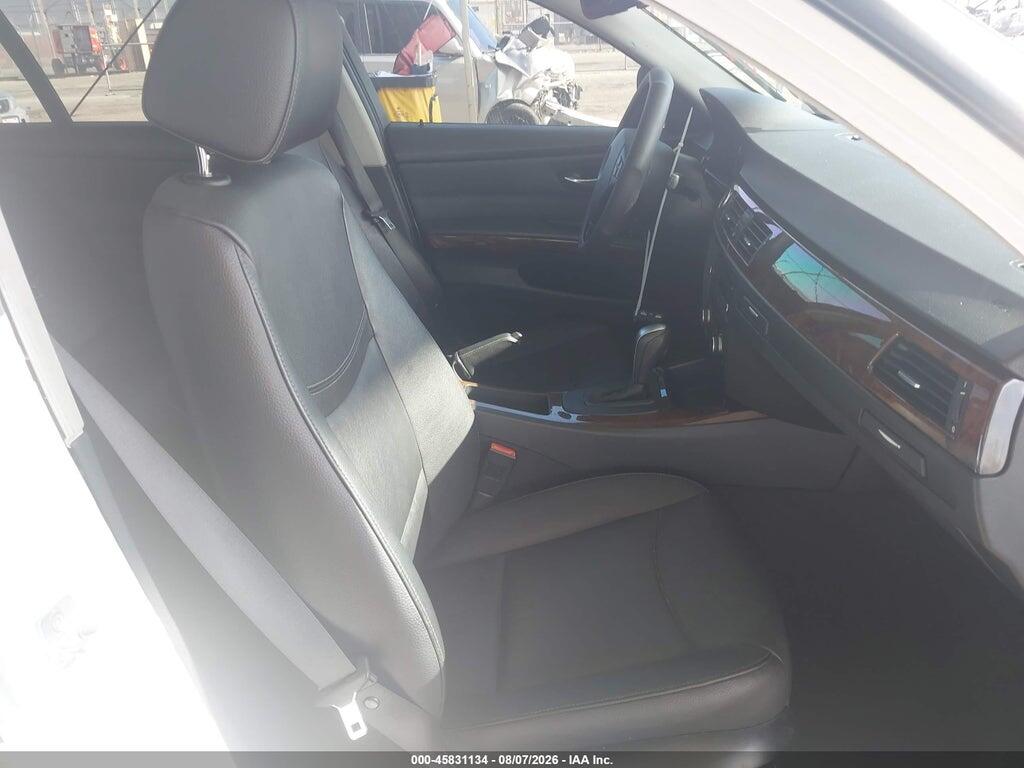 WBAPH5C51BA442940 2011 BMW 328I photo no. 5