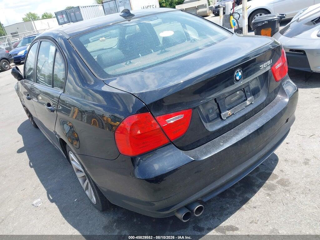WBAPK7C57BF086865 2011 BMW 328I photo no. 3