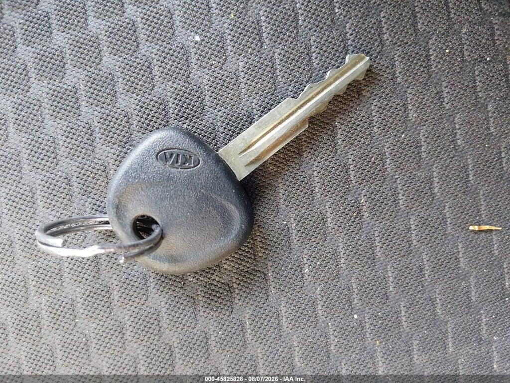 KNDJT2A14B7714626 2011 KIA SOUL photo no. 11