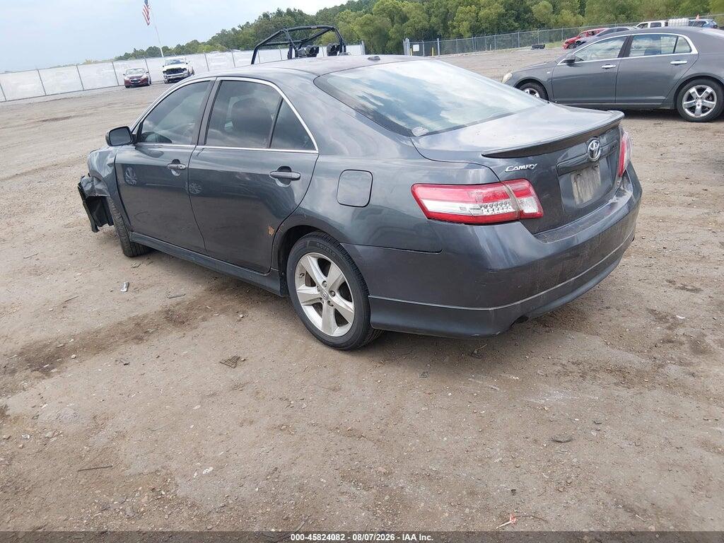4T1BF3EK1BU677603 2011 TOYOTA CAMRY photo no. 3