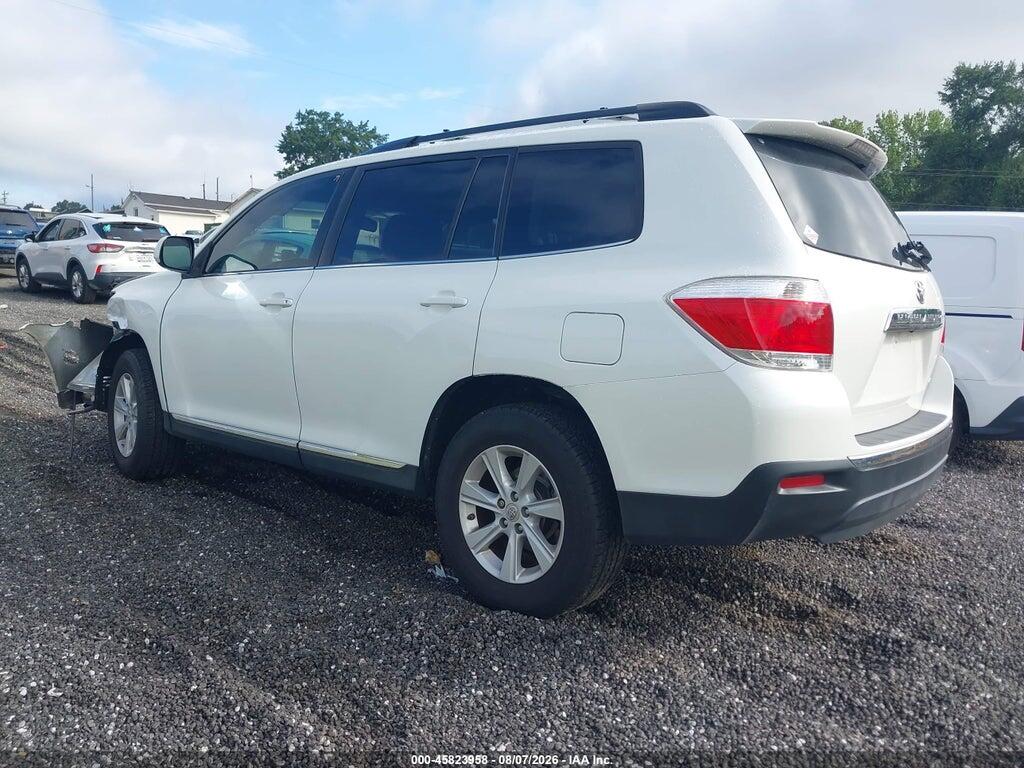 5TDBK3EH8BS067948 2011 TOYOTA HIGHLANDER photo no. 3