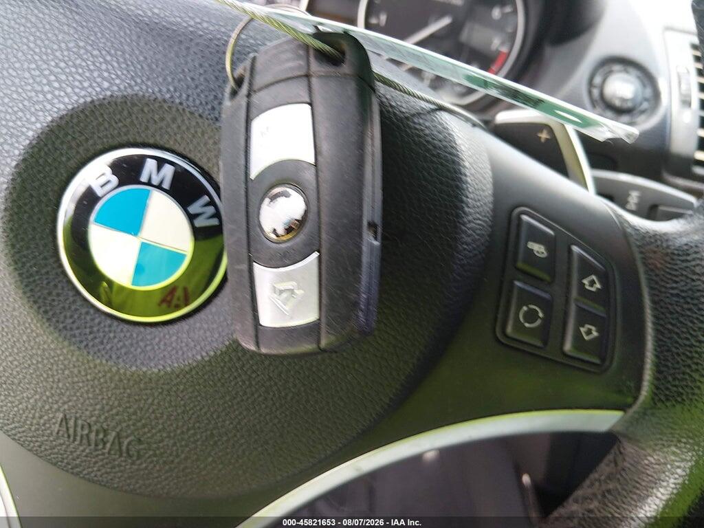 WBAUN7C58BVM24967 2011 BMW 135I photo no. 11