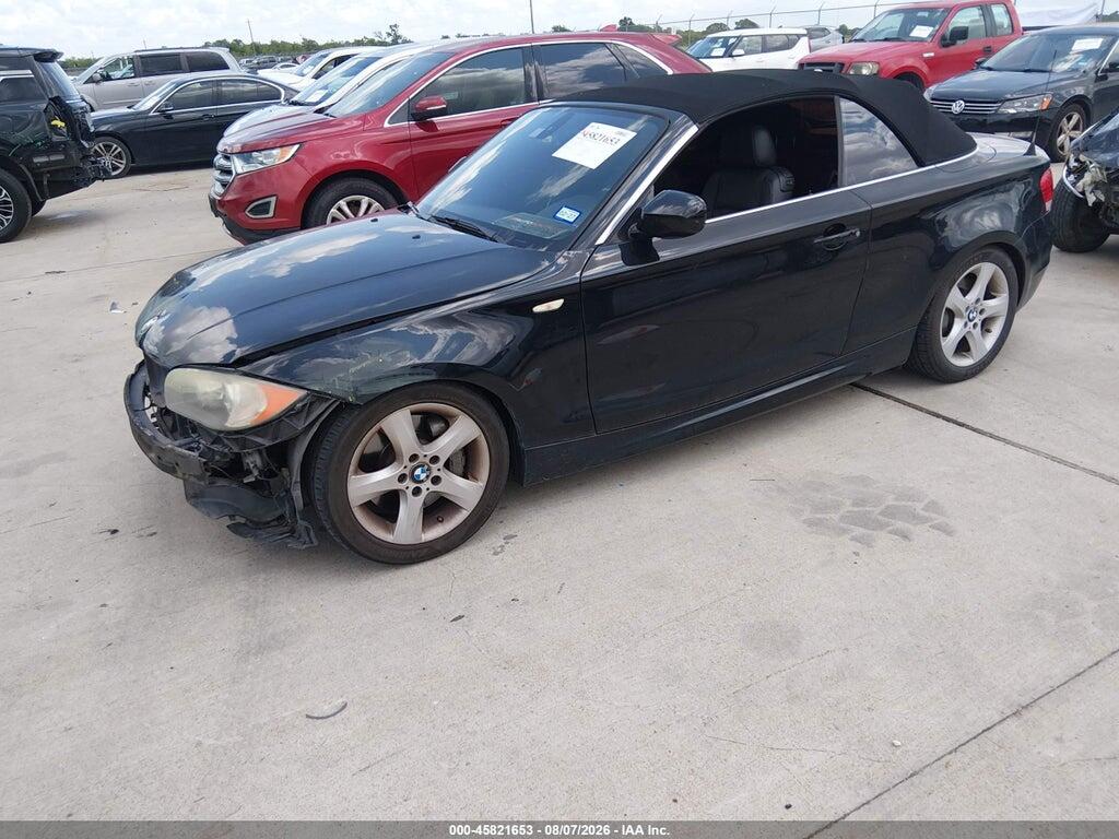 WBAUN7C58BVM24967 2011 BMW 135I photo no. 2