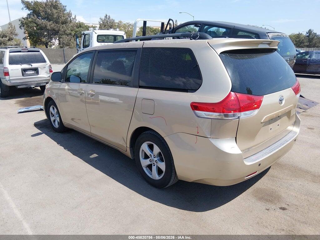 5TDKK3DC2BS124280 2011 TOYOTA SIENNA photo no. 3