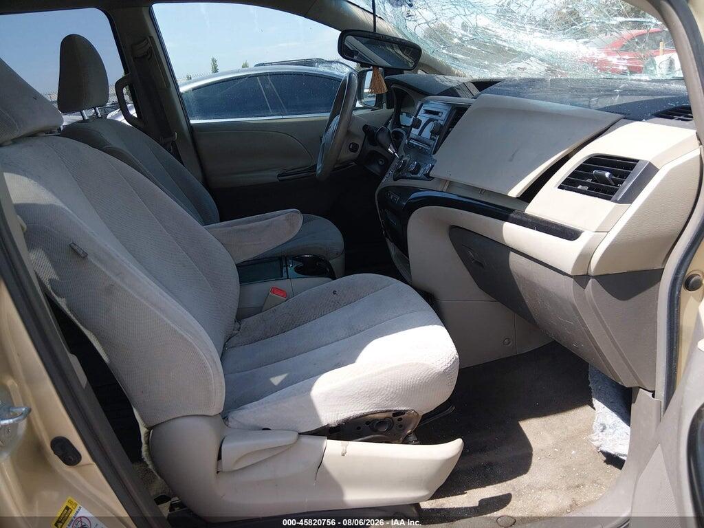 5TDKK3DC2BS124280 2011 TOYOTA SIENNA photo no. 5