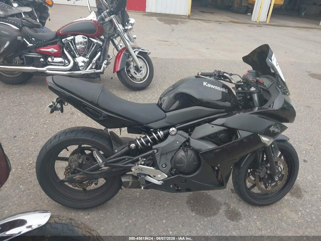 JKAEXEC18BDA69191 2011 KAWASAKI EX650 photo no. 12